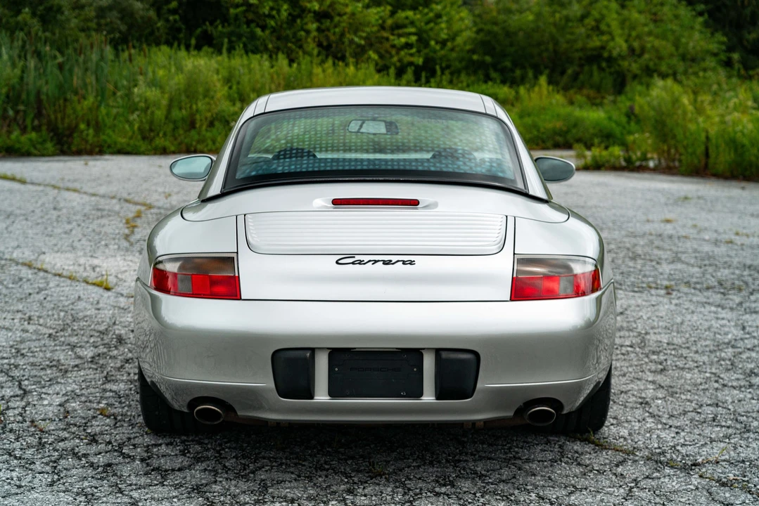 1999 Porsche 996 Carrera - Image 24 of 31