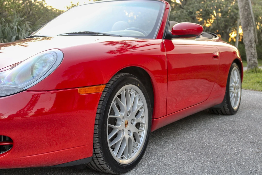 1999 Porsche 996 Carrera - Image 27 of 31