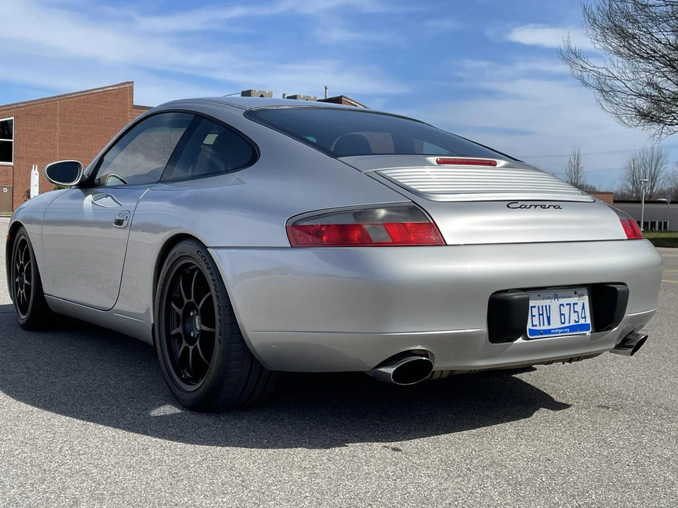 1999 Porsche 996 Carrera - Image 11 of 31