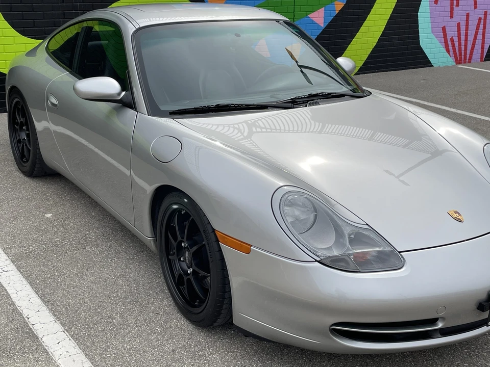 1999 Porsche 996 Carrera - Image 24 of 31