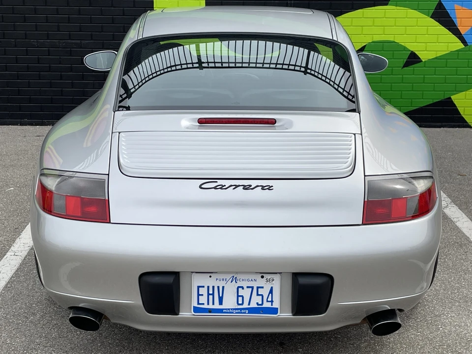 1999 Porsche 996 Carrera - Image 12 of 31