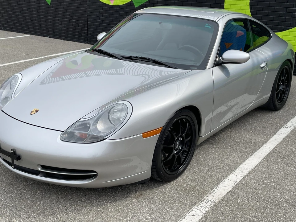 1999 Porsche 996 Carrera - Image 25 of 31