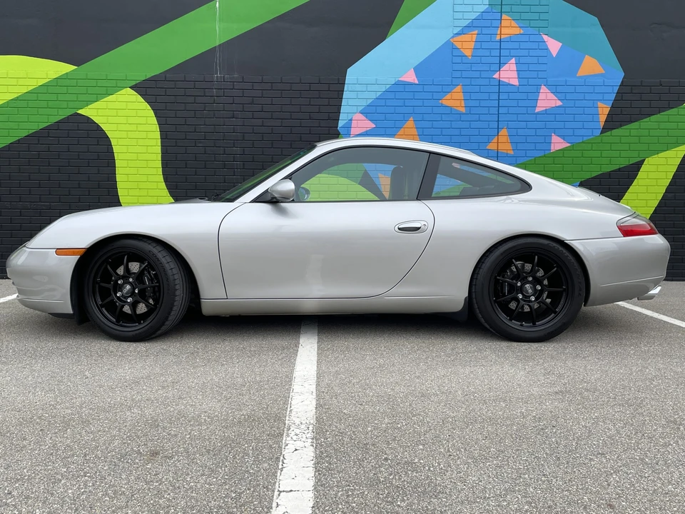 1999 Porsche 996 Carrera - Image 9 of 31