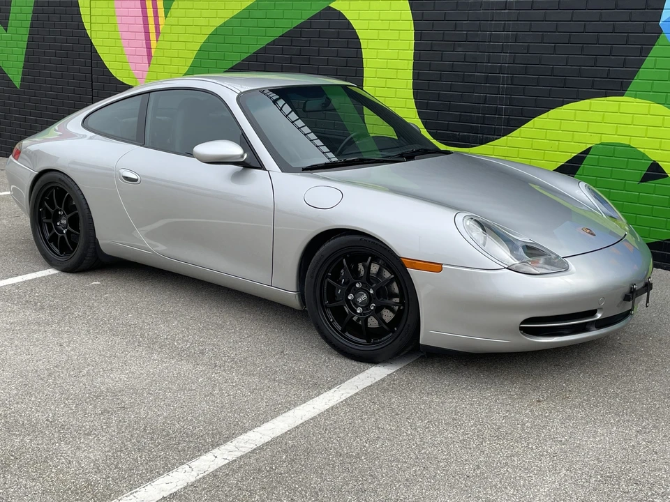 1999 Porsche 996 Carrera - Image 17 of 31