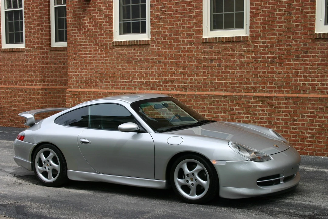1999 Porsche 996 Carrera - Image 16 of 31
