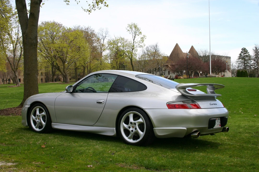 1999 Porsche 996 Carrera - Image 27 of 31