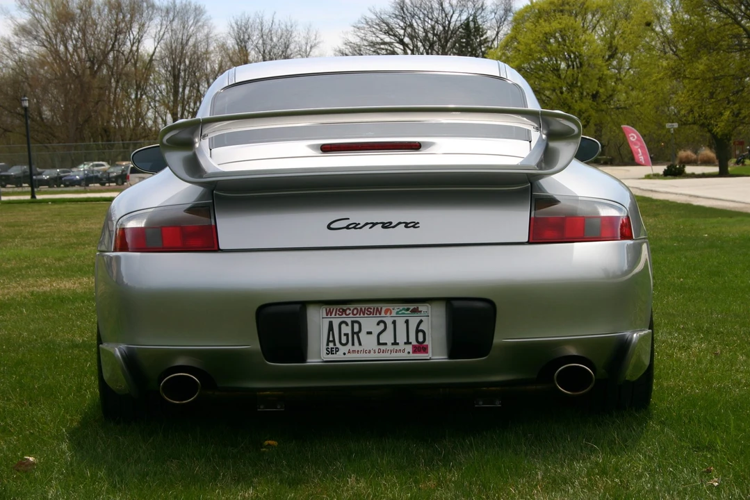 1999 Porsche 996 Carrera - Image 22 of 31