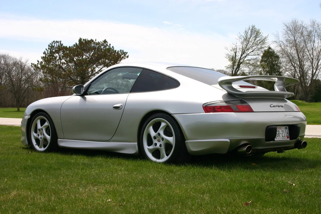 1999 Porsche 996 Carrera - Image 26 of 31