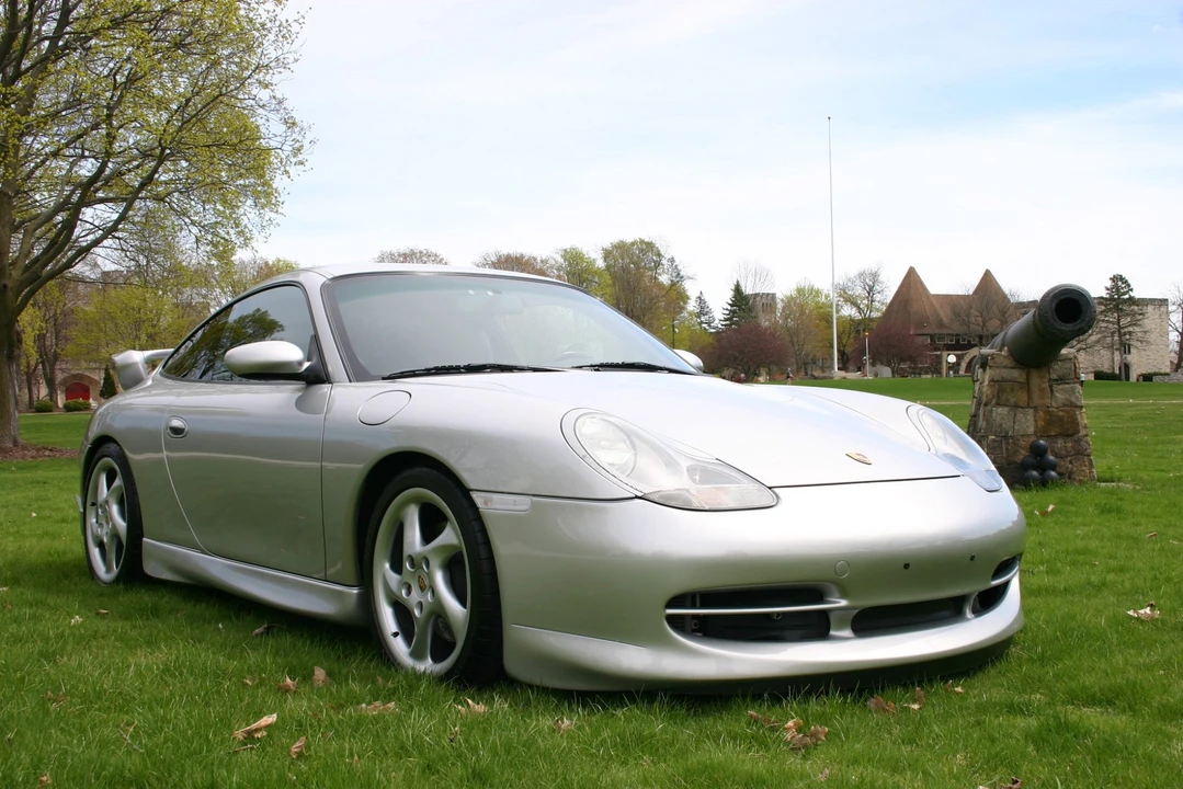 1999 Porsche 996 Carrera - Image 14 of 31