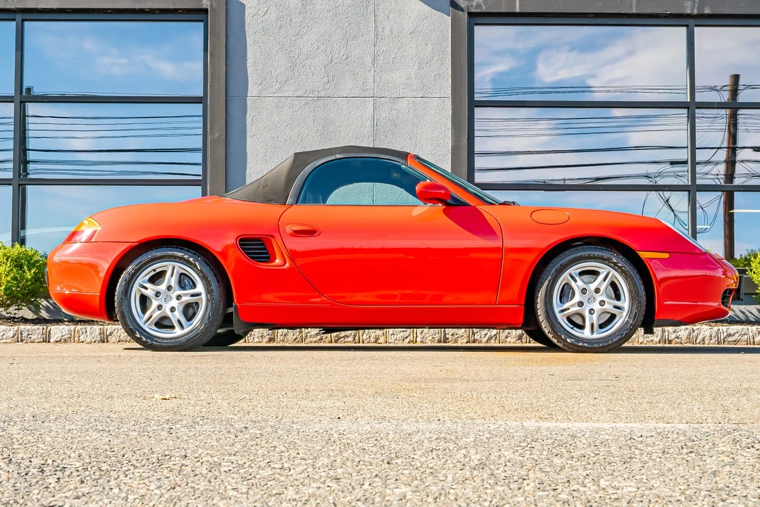 1999 Porsche 986 Boxster - Image 11 of 31