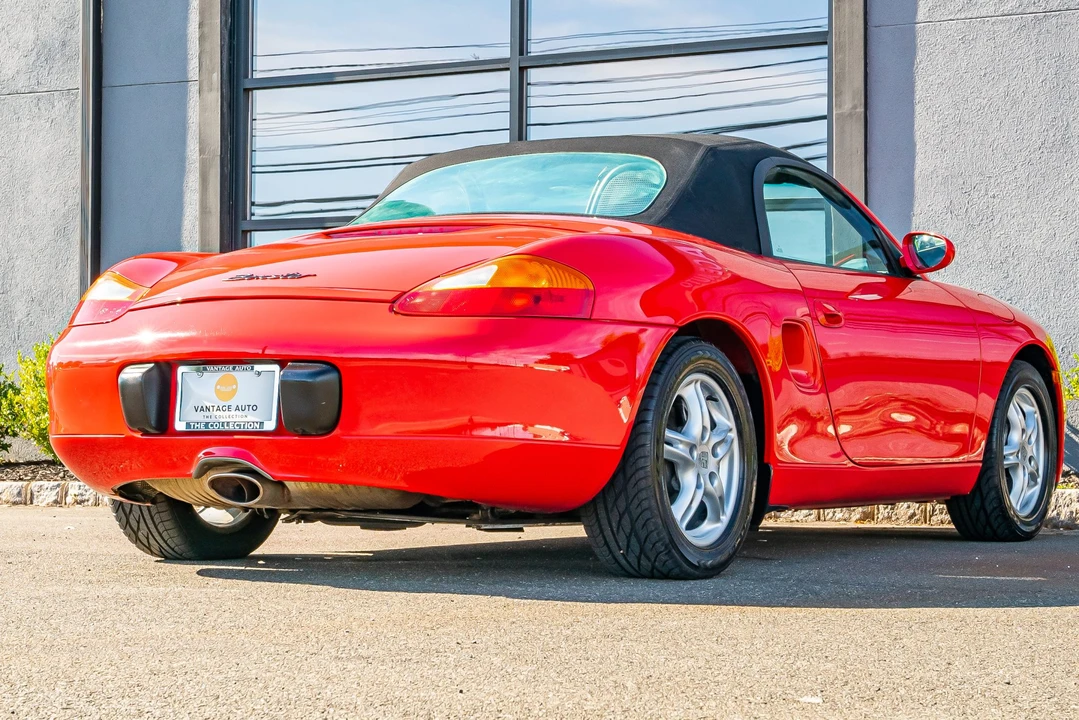 1999 Porsche 986 Boxster - Image 9 of 31