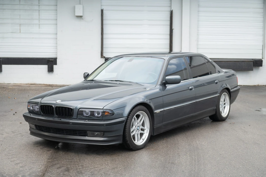 2000 BMW E38 7 Series - Image 3 of 31