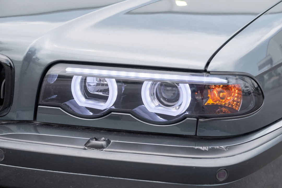 2000 BMW E38 7 Series - Image 12 of 31