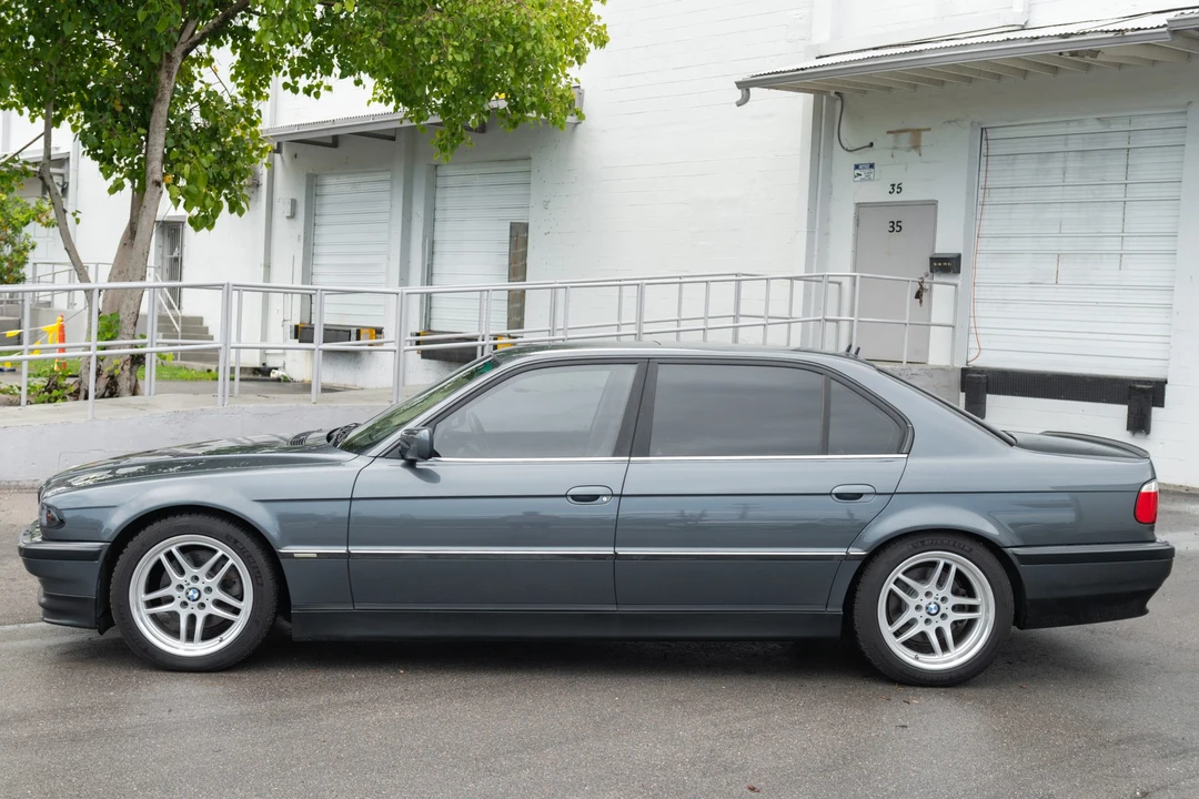 2000 BMW E38 7 Series - Image 9 of 31