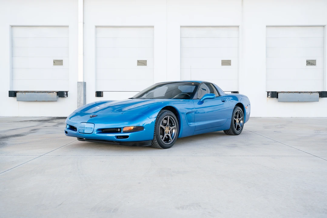 2000 Chevrolet Corvette C5 - Image 2 of 31