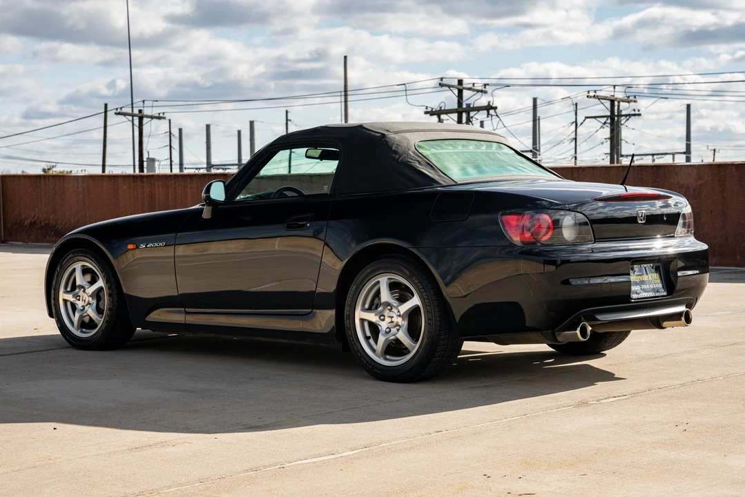 2000 Honda AP1 S2000 - Image 30 of 31