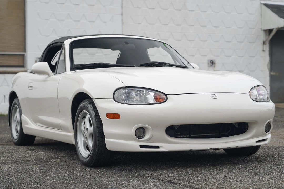 2000 Mazda NB MX-5 Miata - Image 17 of 31