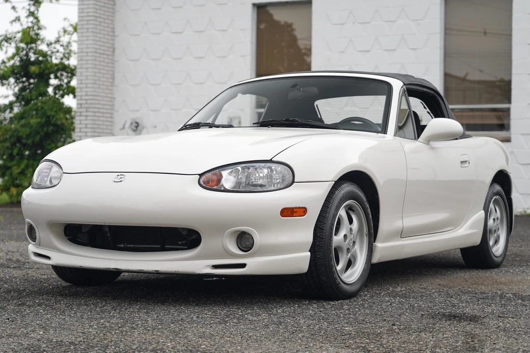 2000 Mazda NB MX-5 Miata - Image 15 of 31