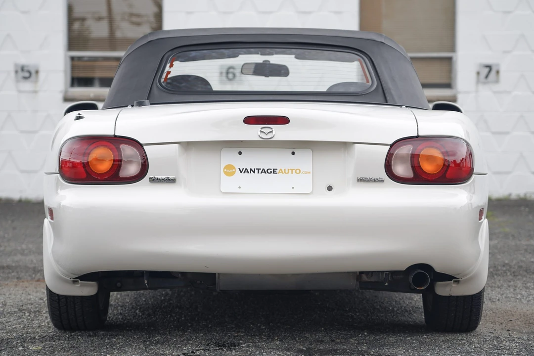 2000 Mazda NB MX-5 Miata - Image 19 of 31