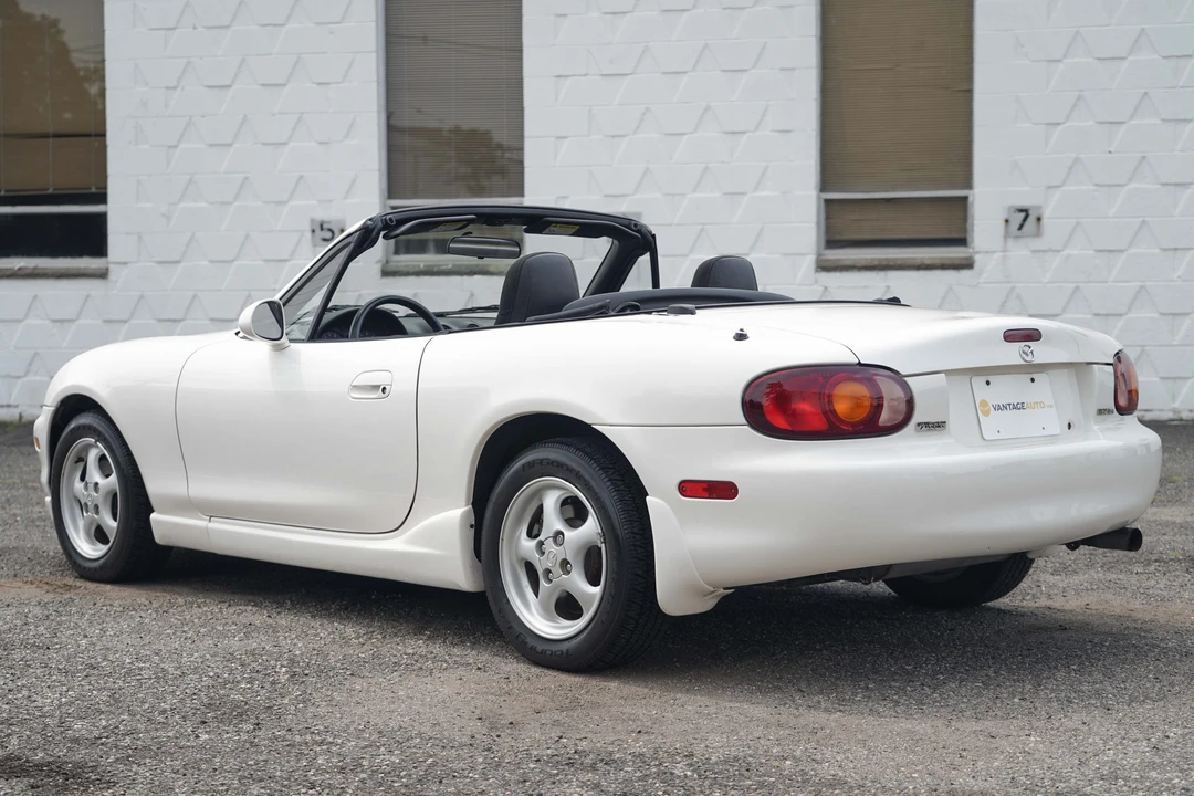 2000 Mazda NB MX-5 Miata - Image 4 of 31