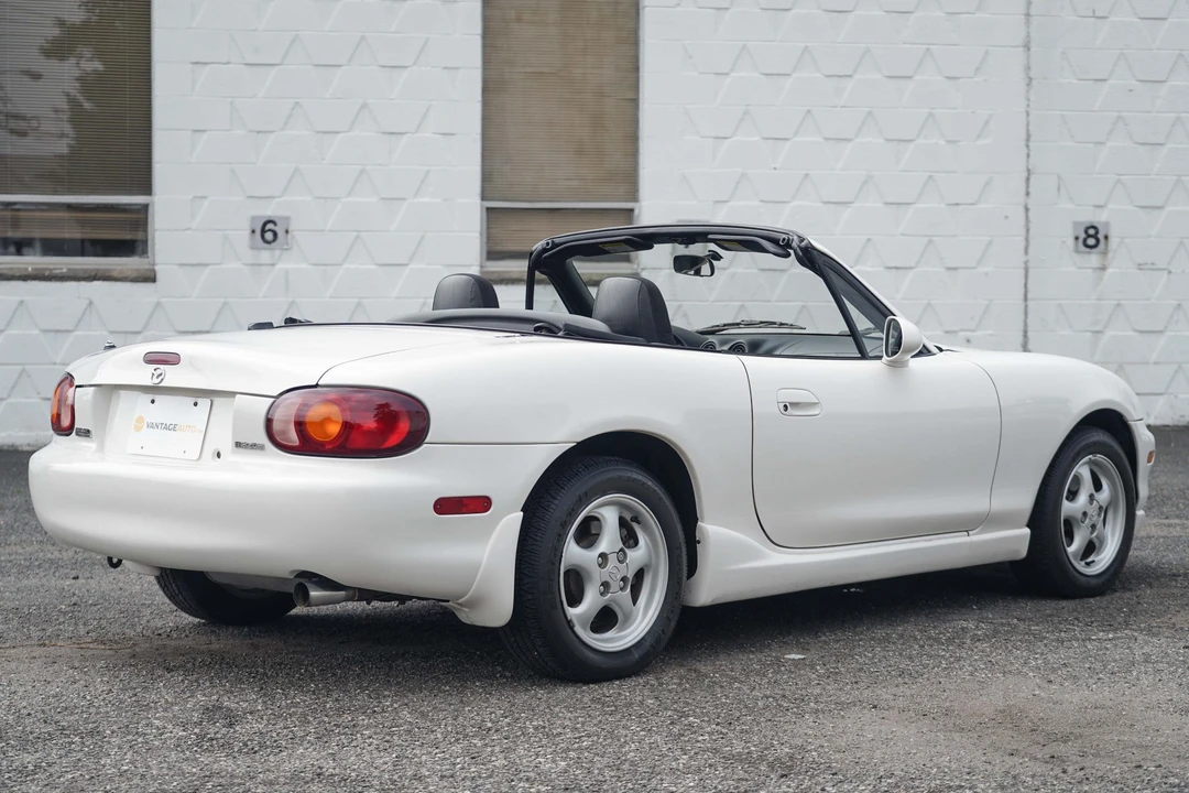 2000 Mazda NB MX-5 Miata - Image 7 of 31