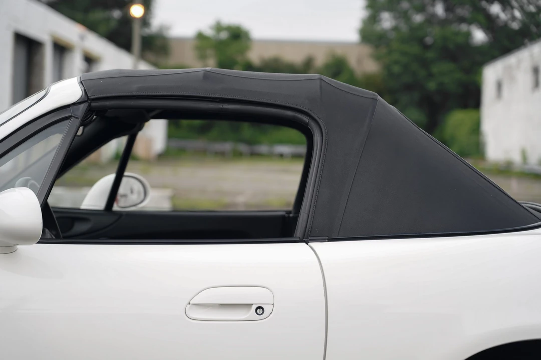 2000 Mazda NB MX-5 Miata - Image 26 of 31