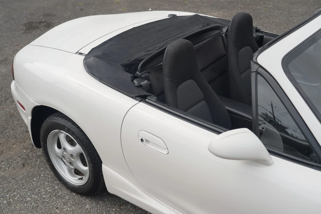 2000 Mazda NB MX-5 Miata - Image 22 of 31
