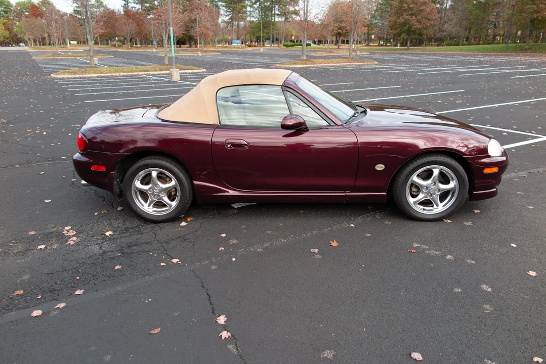 2000 Mazda NB MX-5 Miata - Image 3 of 31