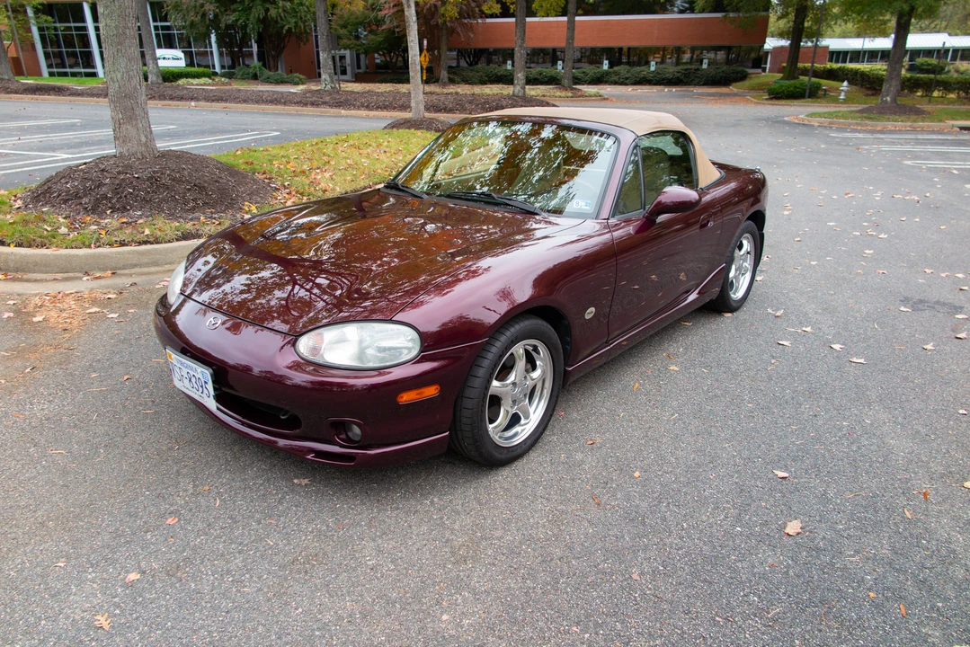 2000 Mazda NB MX-5 Miata - Image 10 of 31