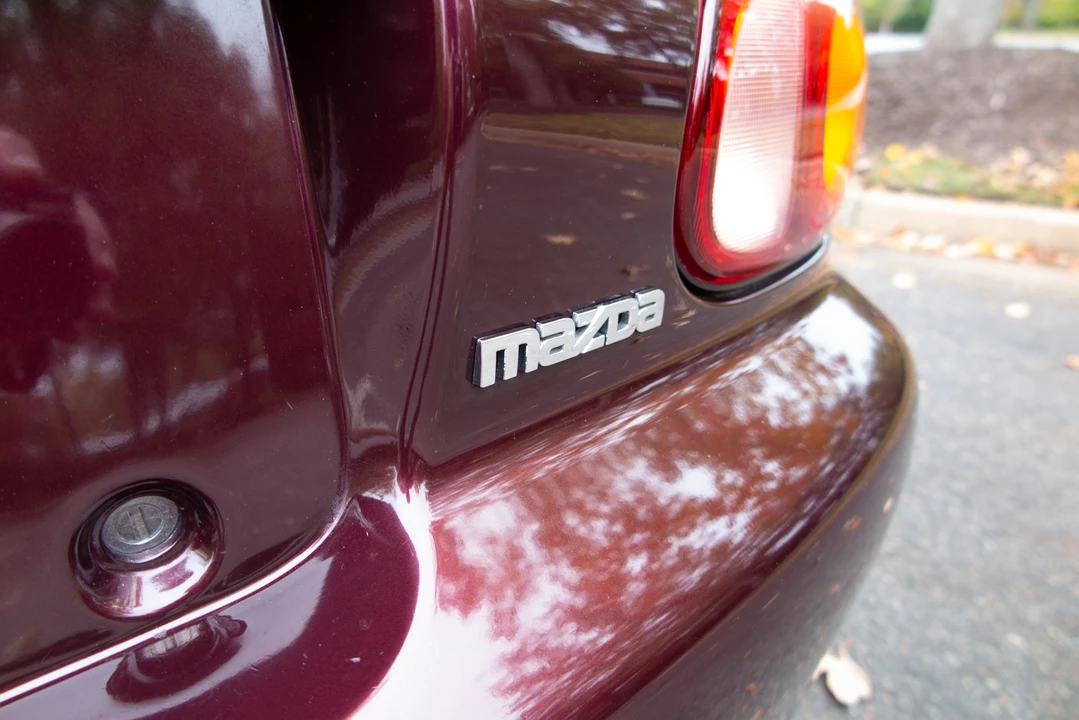 2000 Mazda NB MX-5 Miata - Image 25 of 31
