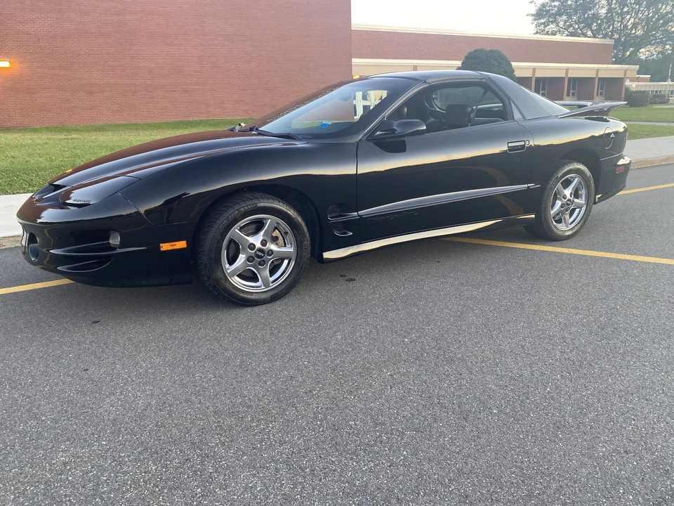 2000 Pontiac Firebird Trans Am 4th Gen - Image 15 of 31