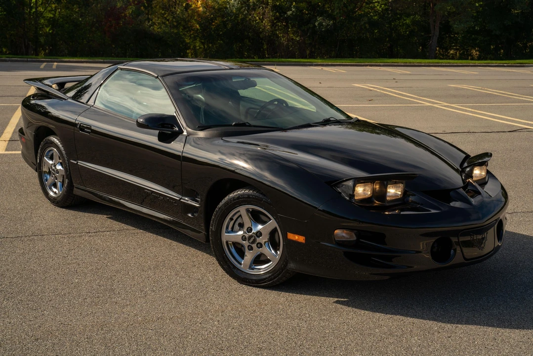2000 Pontiac Firebird Trans Am 4th Gen - Image 11 of 31