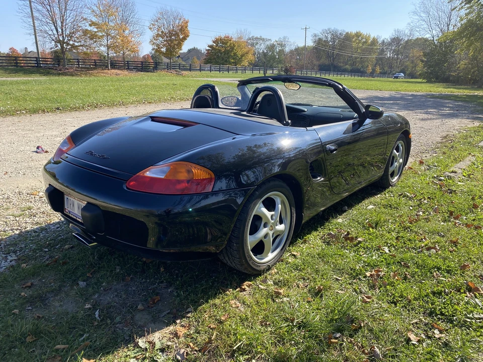 2000 Porsche 986 Boxster - Image 9 of 31