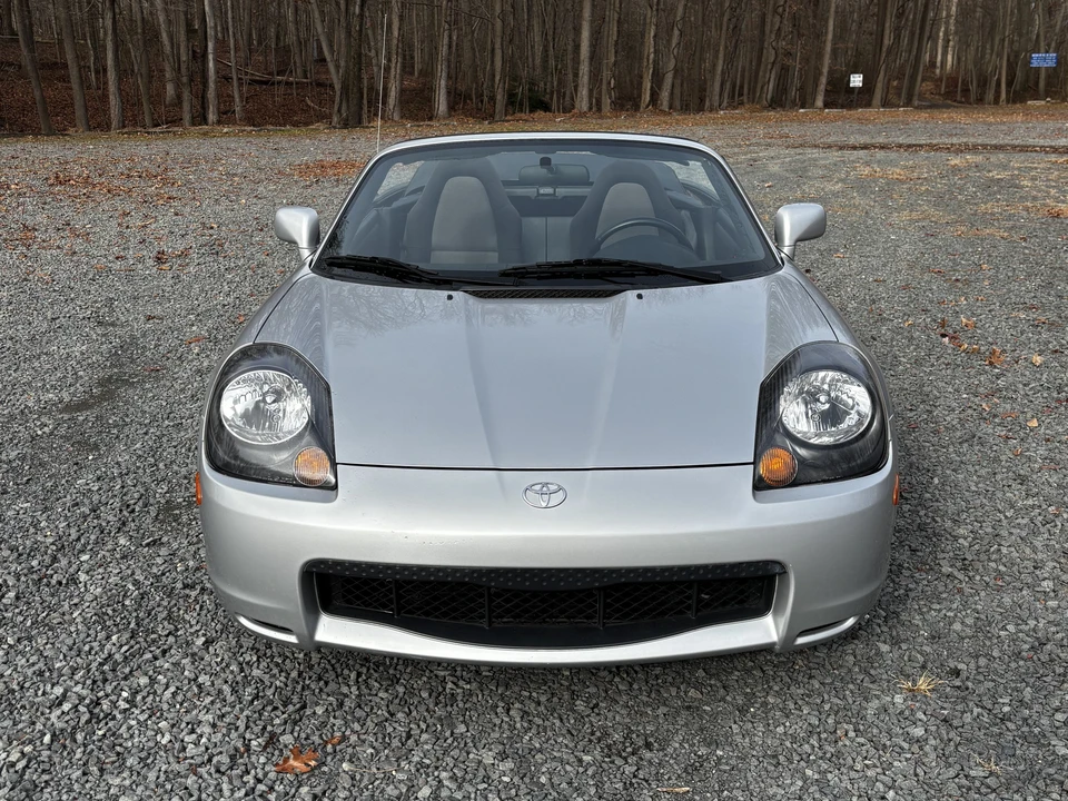 2000 Toyota MR2 Spyder/MR-S - Image 10 of 31