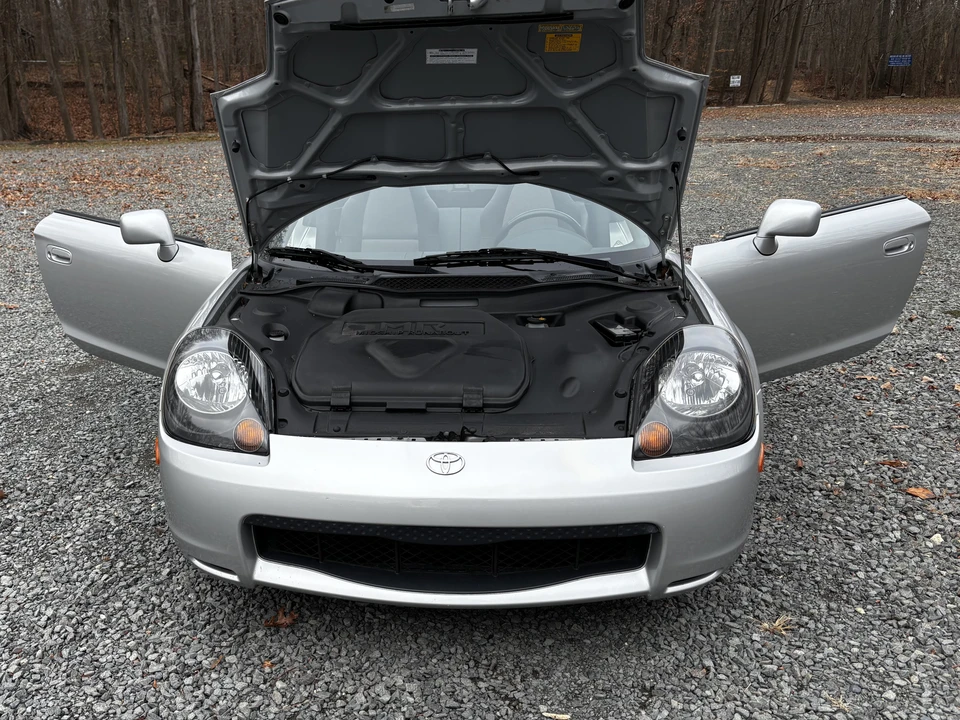 2000 Toyota MR2 Spyder/MR-S - Image 13 of 31