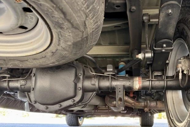 2001 Ford F-150 SVT Lightning 10th Gen - Image 7 of 8