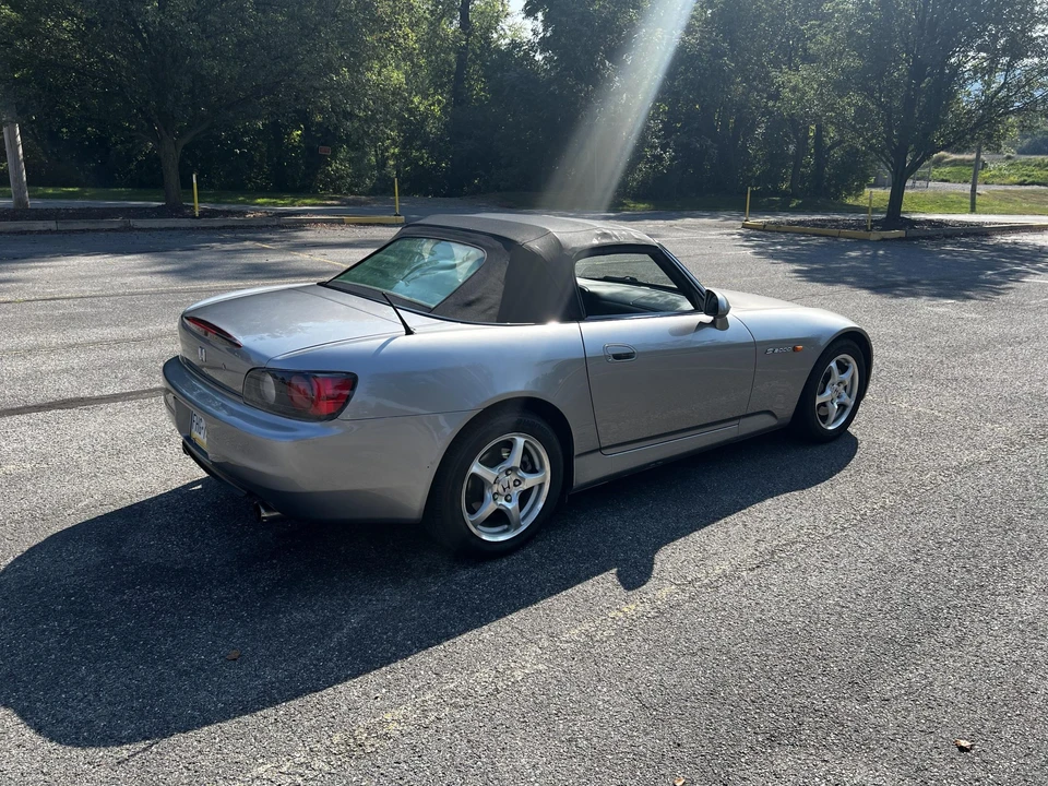 2001 Honda AP1 S2000 - Image 8 of 31