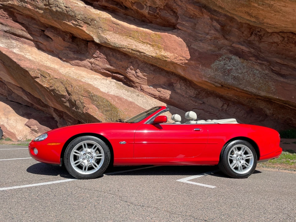 2001 Jaguar X100 XK8 - Image 15 of 31