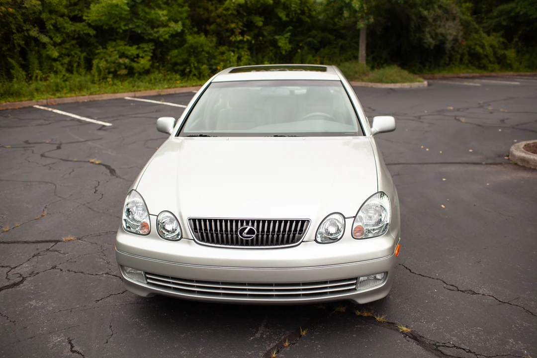 2001 Lexus GS 2nd Gen - Image 4 of 31