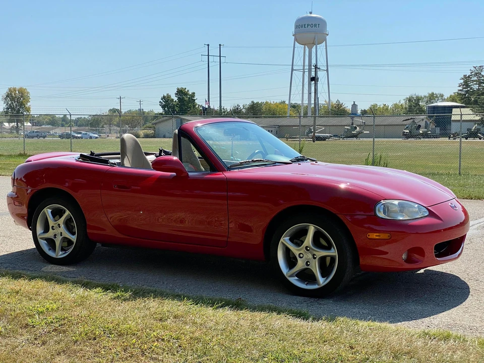 2001 Mazda NB MX-5 Miata - Image 21 of 31