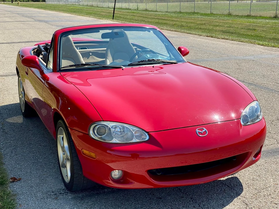 2001 Mazda NB MX-5 Miata - Image 23 of 31