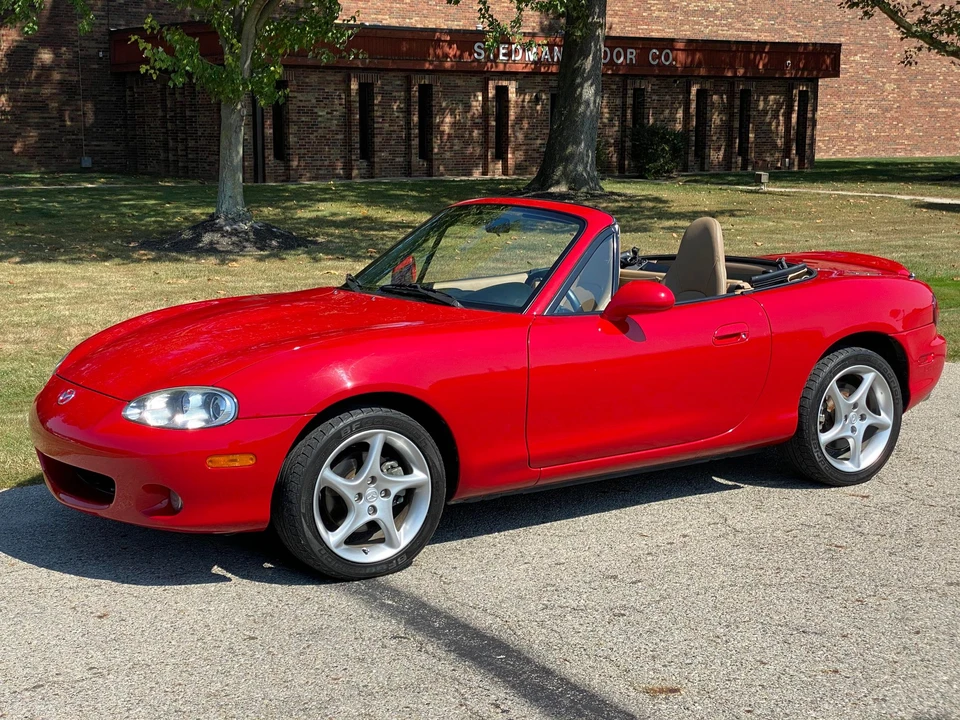 2001 Mazda NB MX-5 Miata - Image 12 of 31