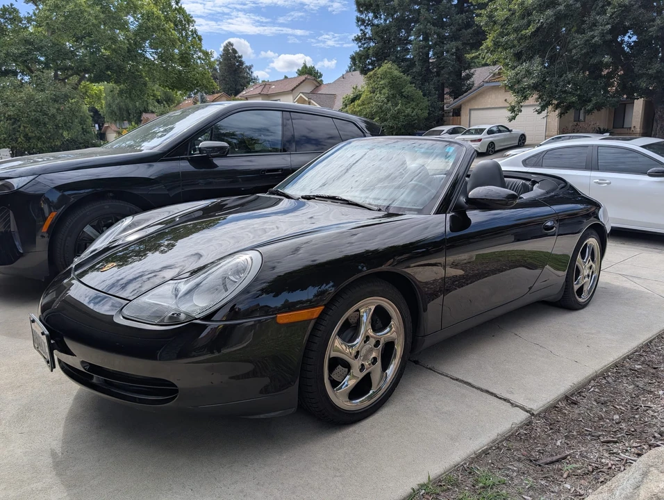 2001 Porsche 996 Carrera - Image 8 of 31