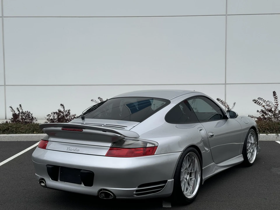 2001 Porsche 996 Turbo - Image 26 of 31