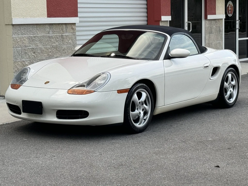 2001 Porsche 986 Boxster - Image 30 of 31