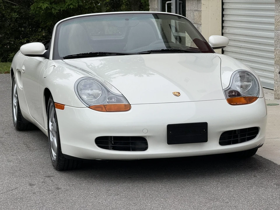 2001 Porsche 986 Boxster - Image 6 of 31