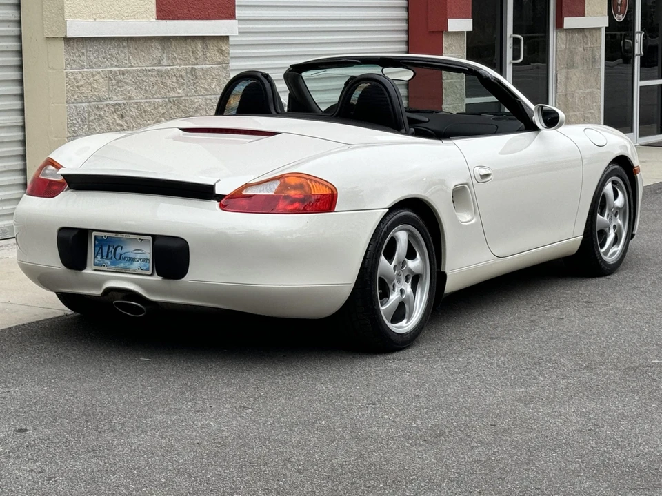 2001 Porsche 986 Boxster - Image 15 of 31