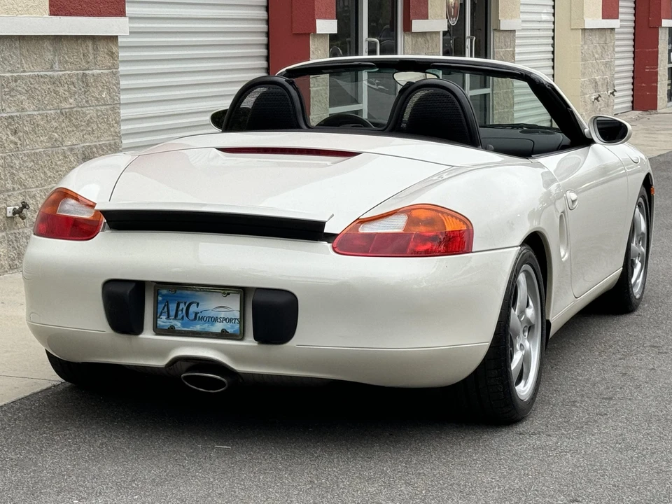 2001 Porsche 986 Boxster - Image 16 of 31