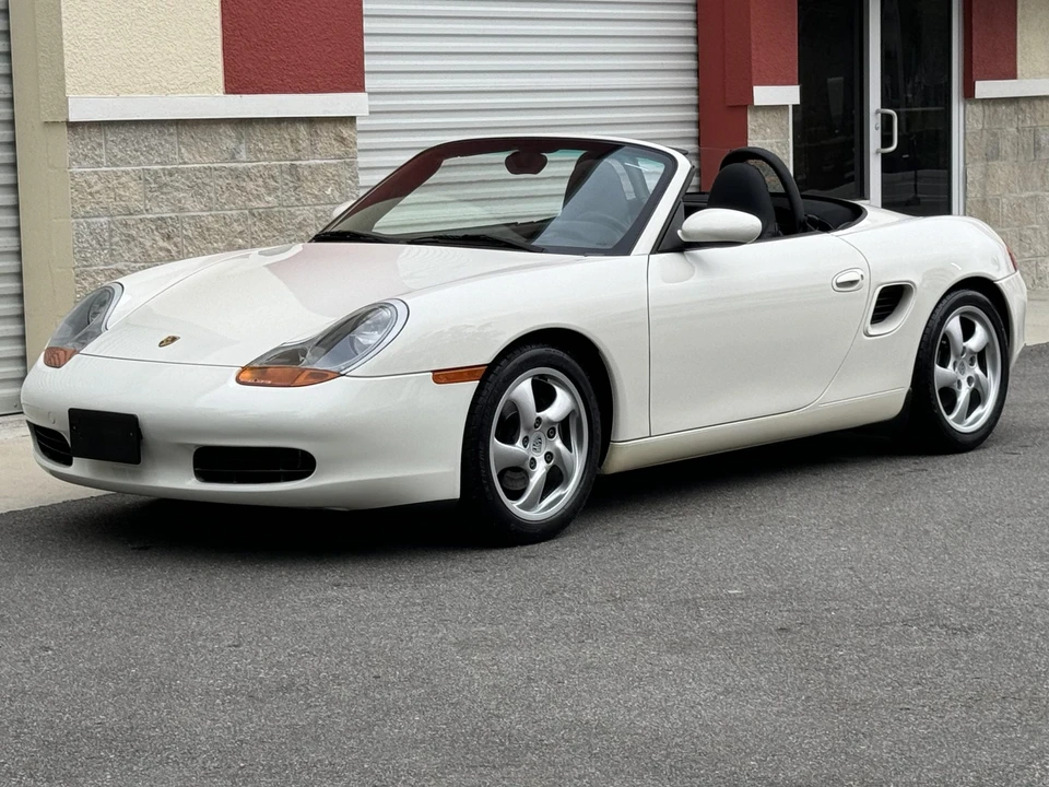 2001 Porsche 986 Boxster - Image 2 of 31