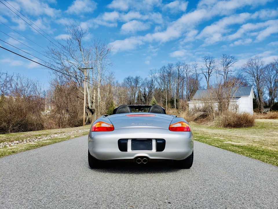 2001 Porsche 986 Boxster S - Image 24 of 31
